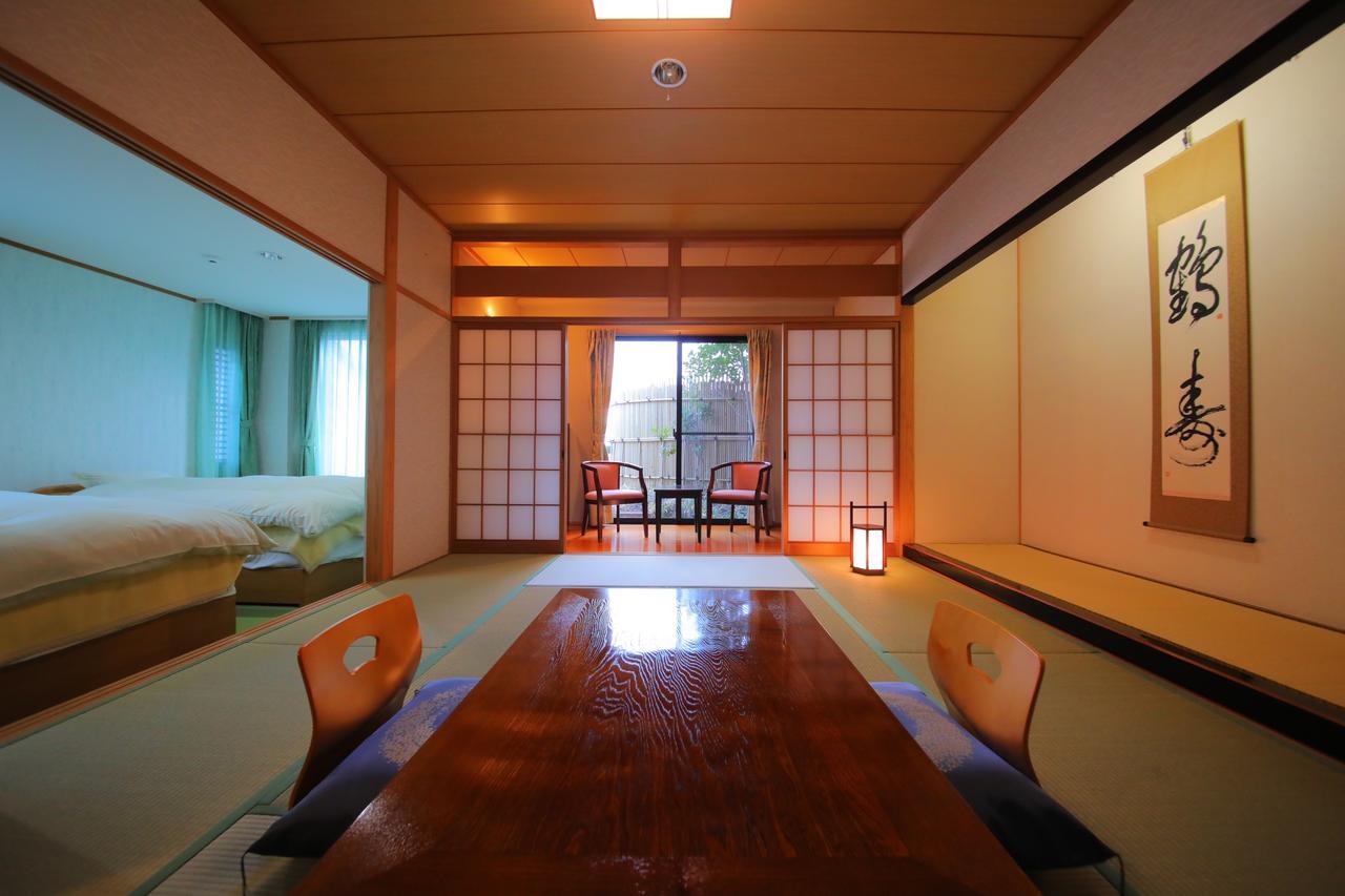 ゆけむり山荘 Hotel Юфу Екстериор снимка