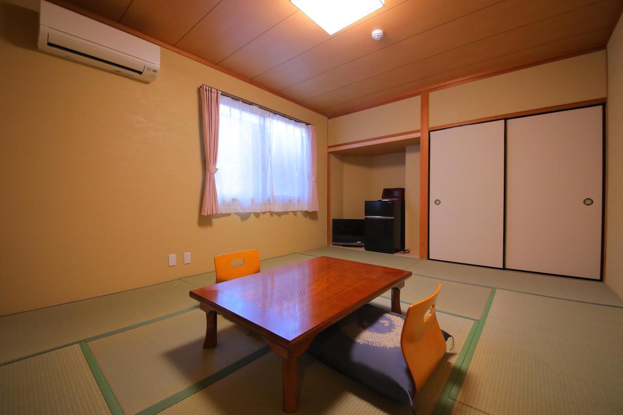ゆけむり山荘 Hotel Юфу Екстериор снимка