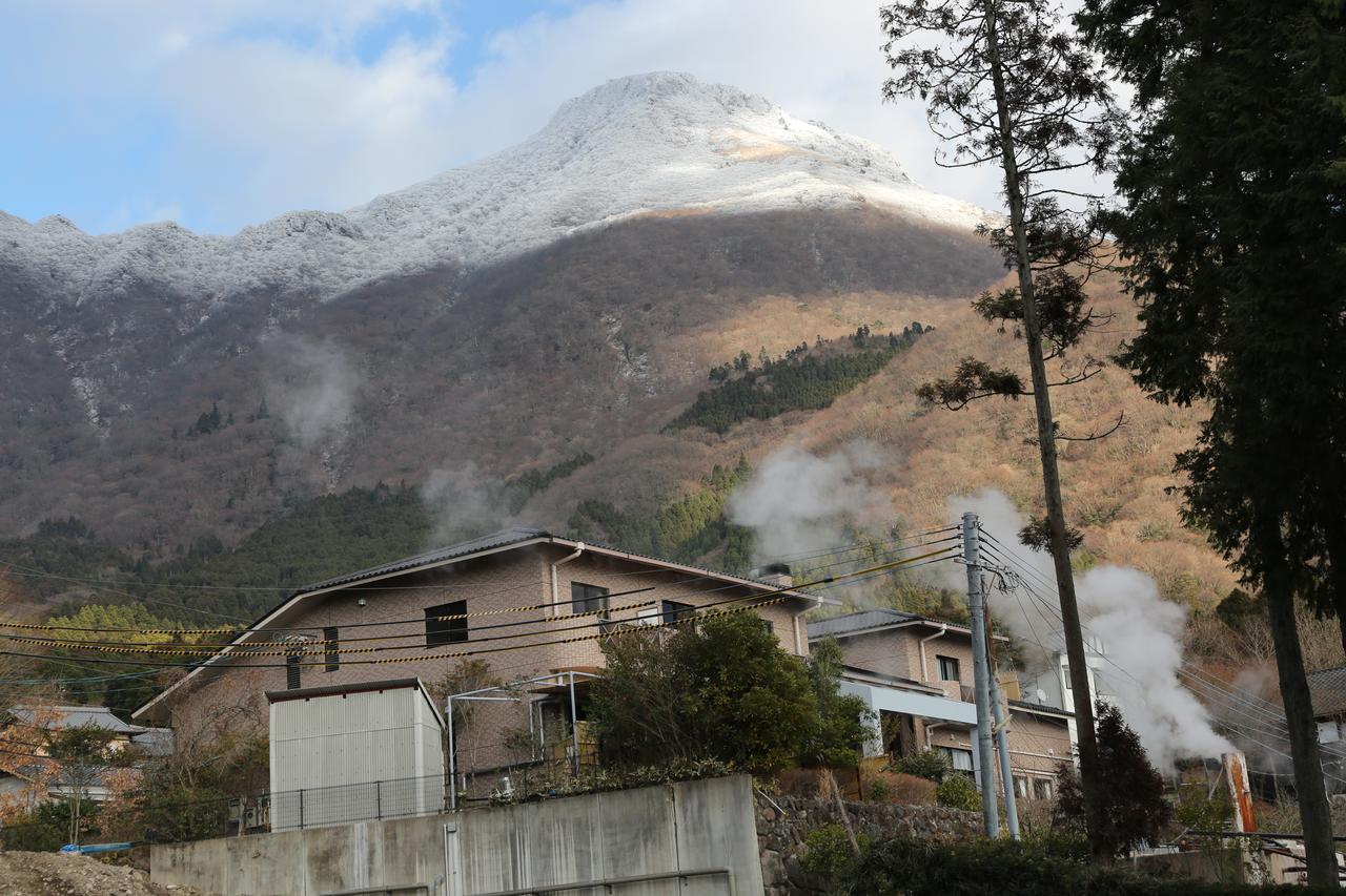 ゆけむり山荘 Hotel Юфу Екстериор снимка